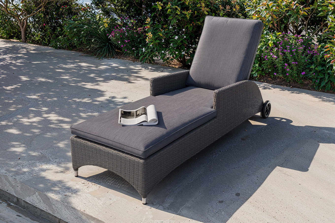 OUTFLEXX Vigo Rollliege, stahlgrau-meliert, Alu/Polyrattan, 198x68x96 cm, rollbar, inklusive Polster 23602__1