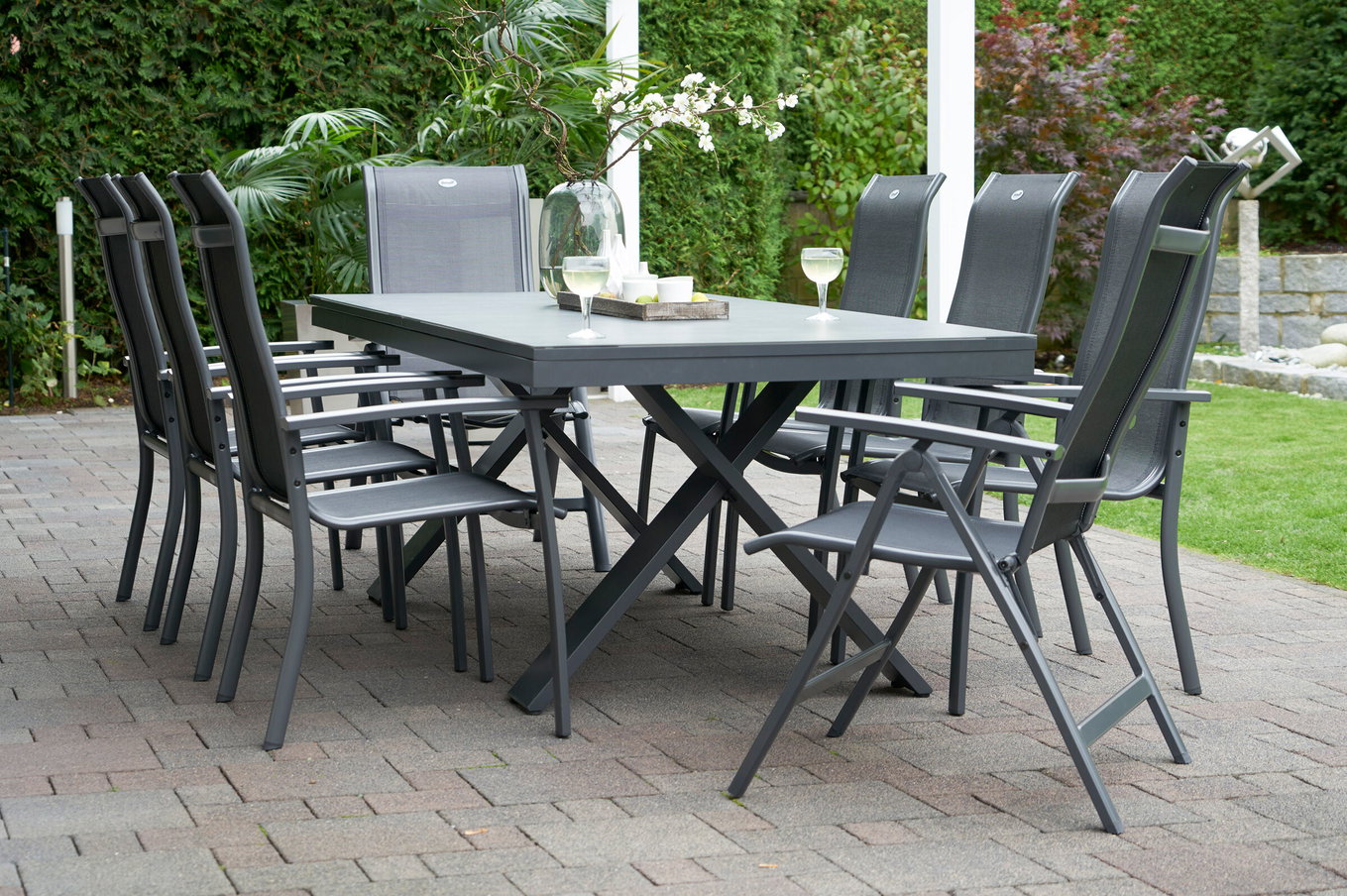 HARTMAN Sondermodell Xanadu / Alice Comfort Garten-Essgruppe, xerix/anthrazit, Alu/Glaskeramik, 6 Stapelsessel, 2 Klappstühle, 220/280x100cm 21120__1
