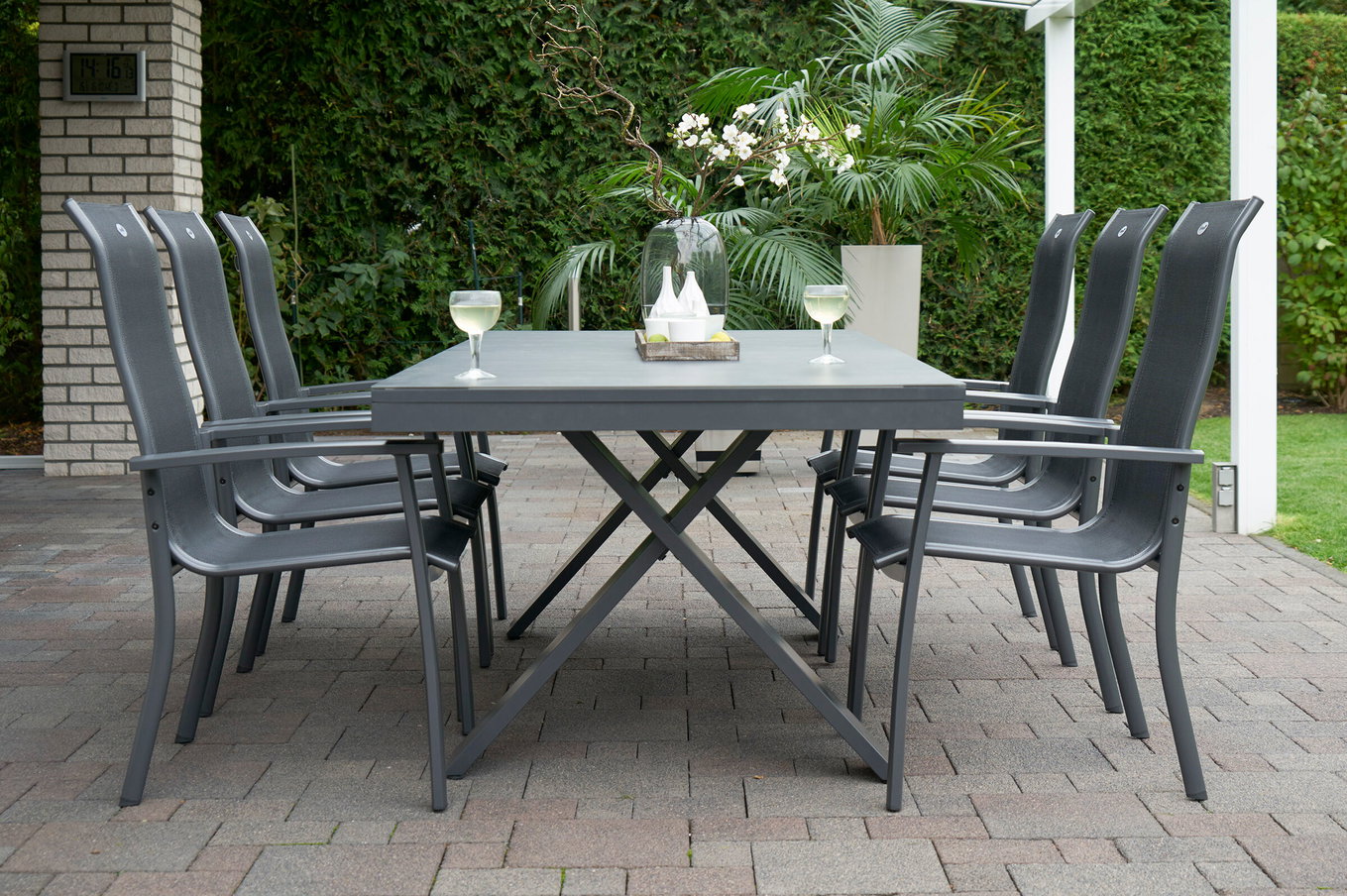 HARTMAN Sondermodell Xanadu / Alice Comfort Set, xerix/anthrazit, Alu/Glaskeramik, 6 Stapelsessel, 220/280x100cm 21116__1