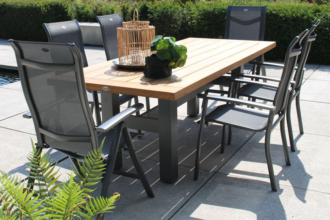 HARTMAN Sondermodell Yasmani/Alice Comfort Garten-Essgruppe, xerix, Alu/Teakholz, 240x100cm, 4 Stapel-, 2 Klappstühle 19053__1