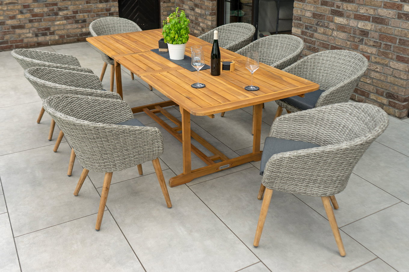 OUTFLEXX Kota Garten-Essgruppe, grau/natur, Akazie/Polyrattan/Aluminium, Ausziehtisch 180/240 x 100 cm, 8 Cocktail-Sessel 60 x 65 cm, FSC®-zertifiziertes Produkt 34557__1