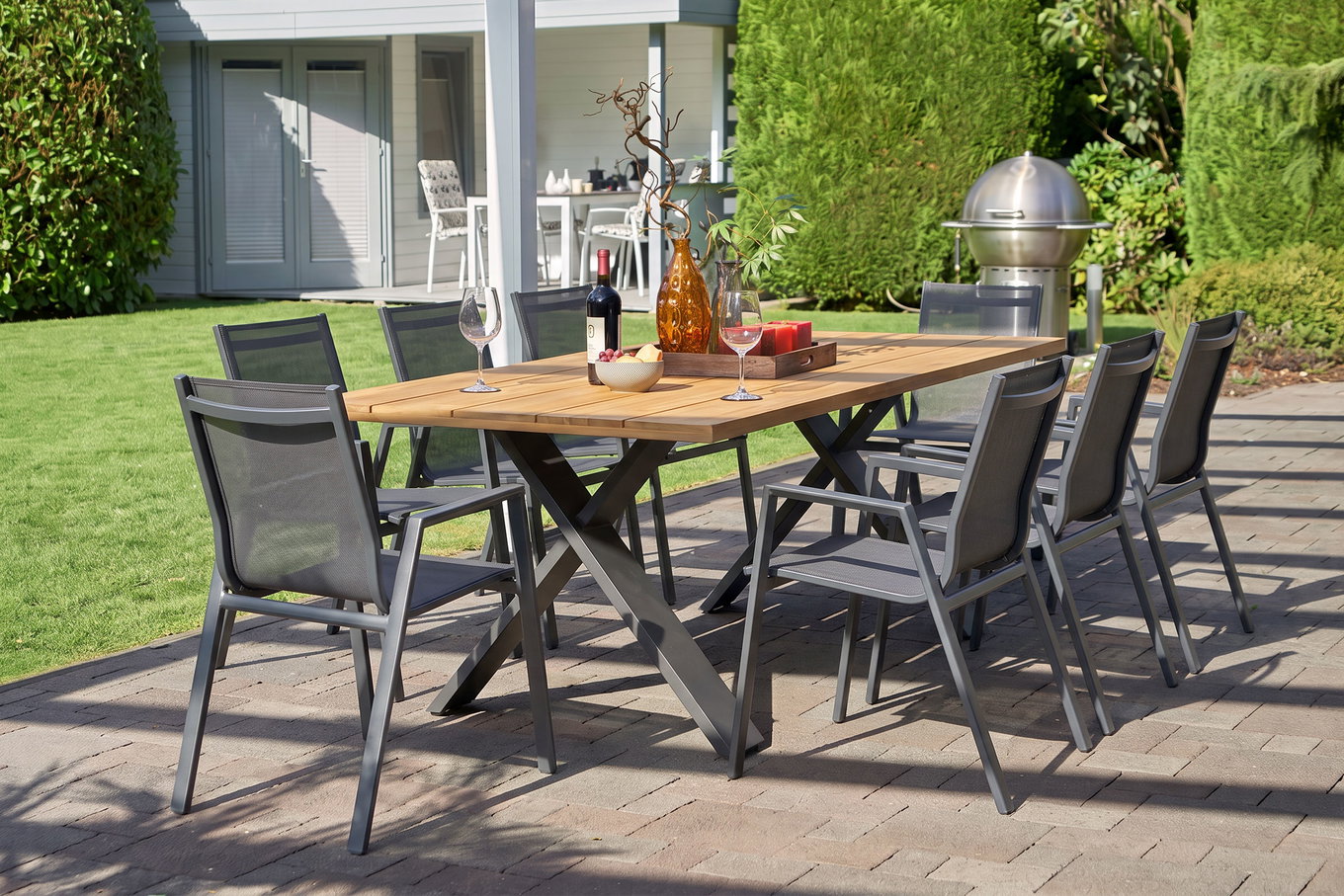 HARTMAN Xanadu / Aruba Garten-Essgruppe, xerix/anthrazit, Alu/Teakholz, 8 Stapelsessel, 220x100cm