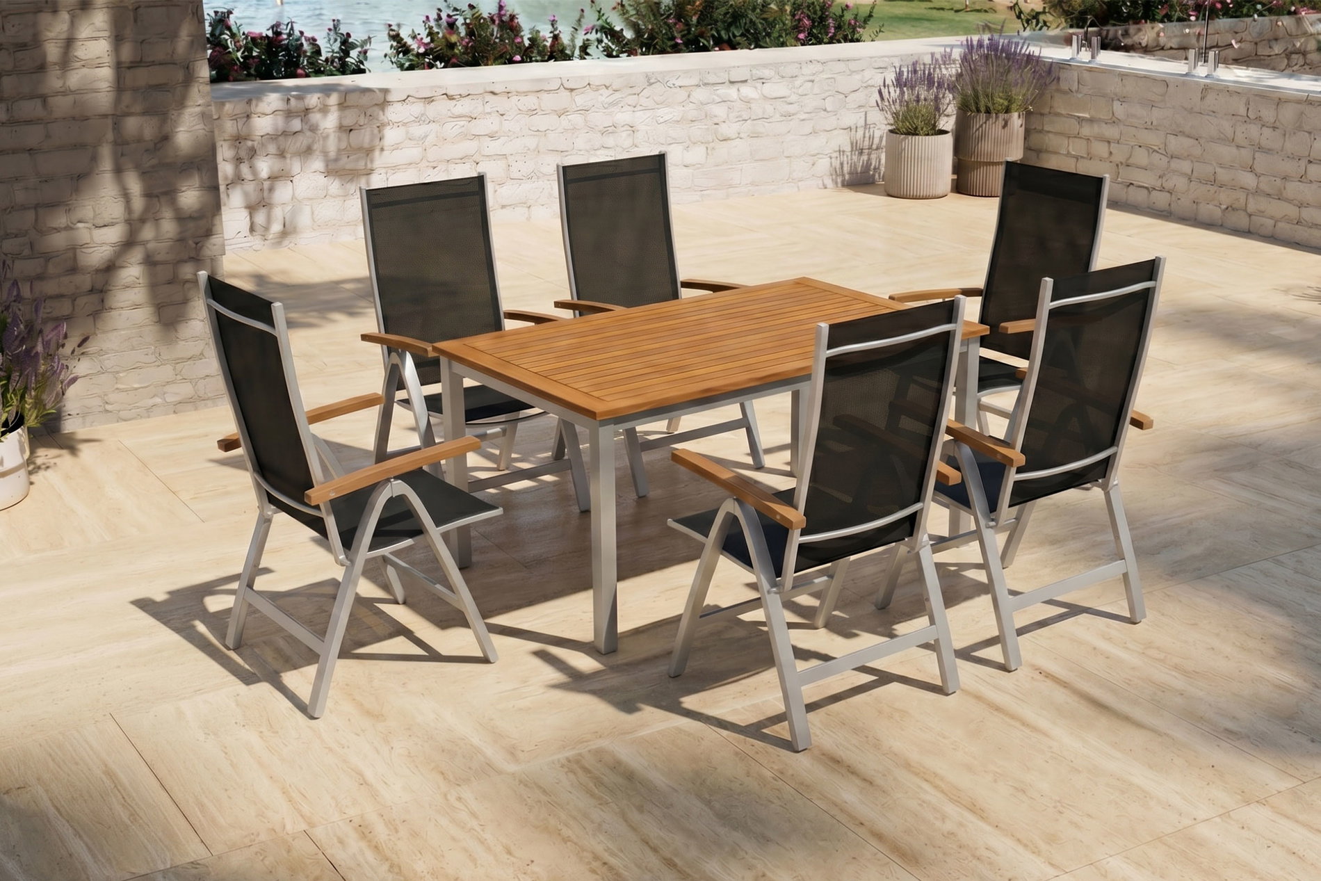 VILLANA Garten-Essgruppe, silber/natural, Alu/Eukalyptus, 150 x 90 x 74 cm, für 6 Personen, mit Fußkappen, witterungsbeständig, FSC®-zertifiziertes Produkt