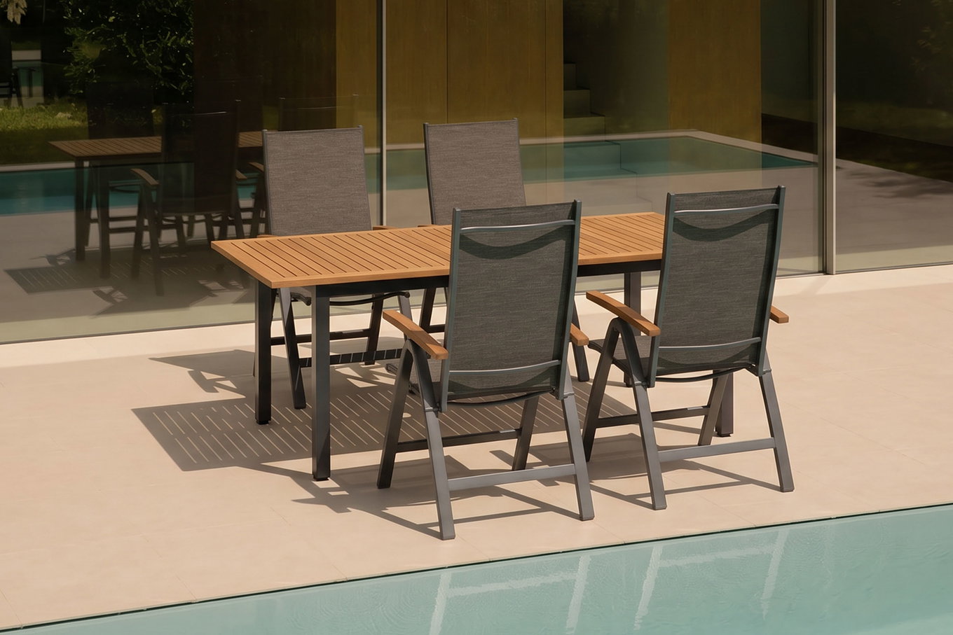 VILLANA Garten-Essgruppe, schwarz/grau, Aluminium/Eukalyptus, Tisch 150/200 x 90 cm, 4 Klappstühle, robust, ausziehbar, witterungsbeständig, FSC®-zertifiziertes Produkt