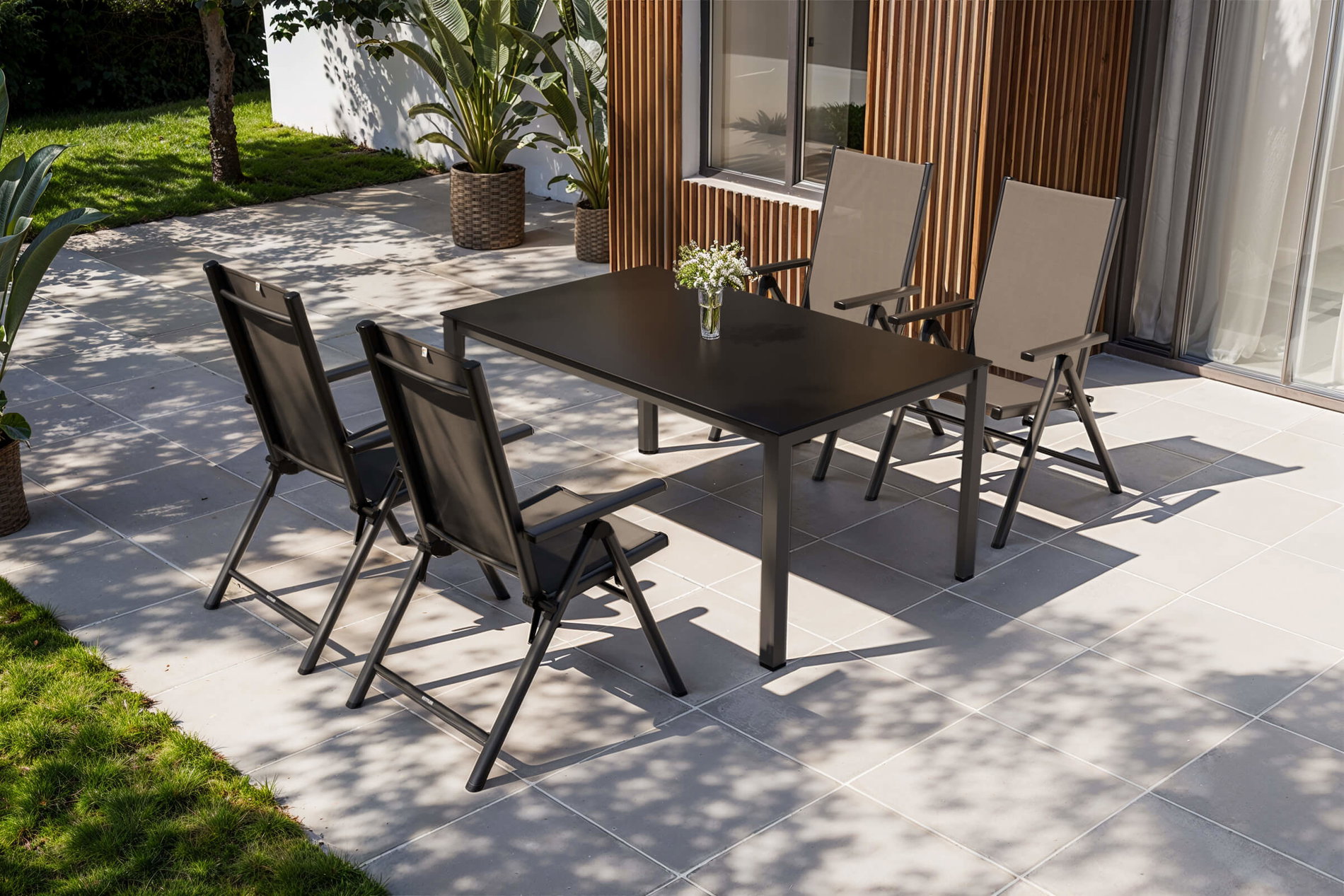 KETTLER BasicPlus Pro Garten-Essgruppe, anthrazit/silber, Alu/Textilene, 160 x 95 cm, 4 Klappstühle KETTLER BasicPlus Pro Garten-Essgruppe, anthrazit/silber, Alu/Textilene, 160 x 95 cm, 4 Klappstühle