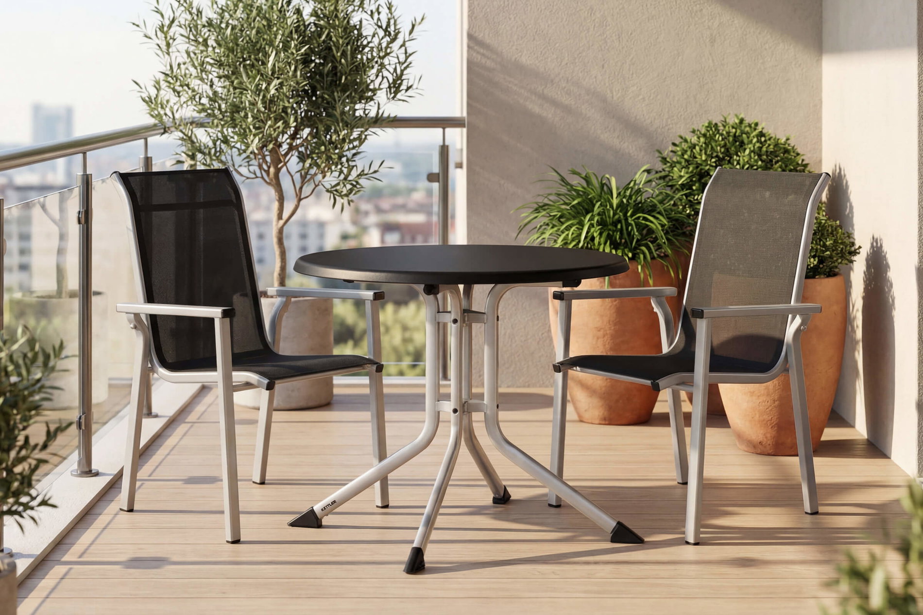 KETTLER BasicPlus Pro Balkon-Set, silber/anthrazit, Aluminium/Textilene/KETTALUX, Tisch Ø 70 cm, klappbar, 2 Stapelsessel