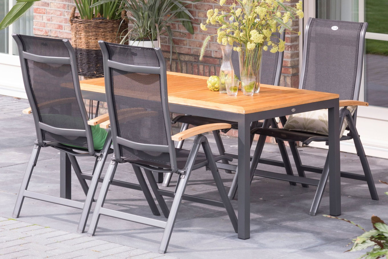 HARTMAN Alice Garten-Essgruppe, xerix/natur, Alu/Teak, 4x4 Textilen, 4 Klappstühle, 150/210x90cm 16893__1