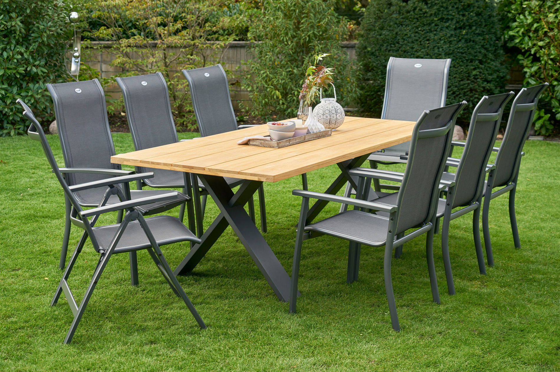HARTMAN Xanadu / Alice Comfort Garten-Essgruppe, xerix/anthrazit, Alu/Teakholz, 6 Stapelsessel, 2 Klappstühle, 220x100cm 21168__1