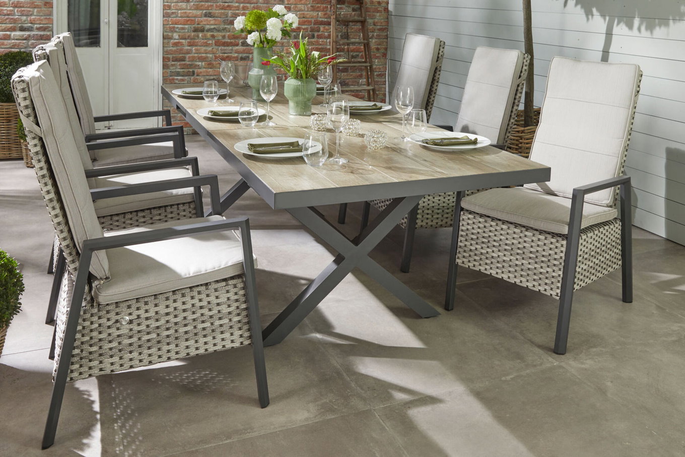 OUTFLEXX Louvra Select Garten-Essgruppe, natur/anthrazit, Polyrattan/Alu, Tisch 200/260 x 100 cm, 6 Sessel 22673__1